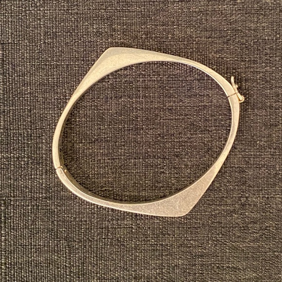 Madewell Jewelry - Vintage Madewell Silver Hinge Bangle